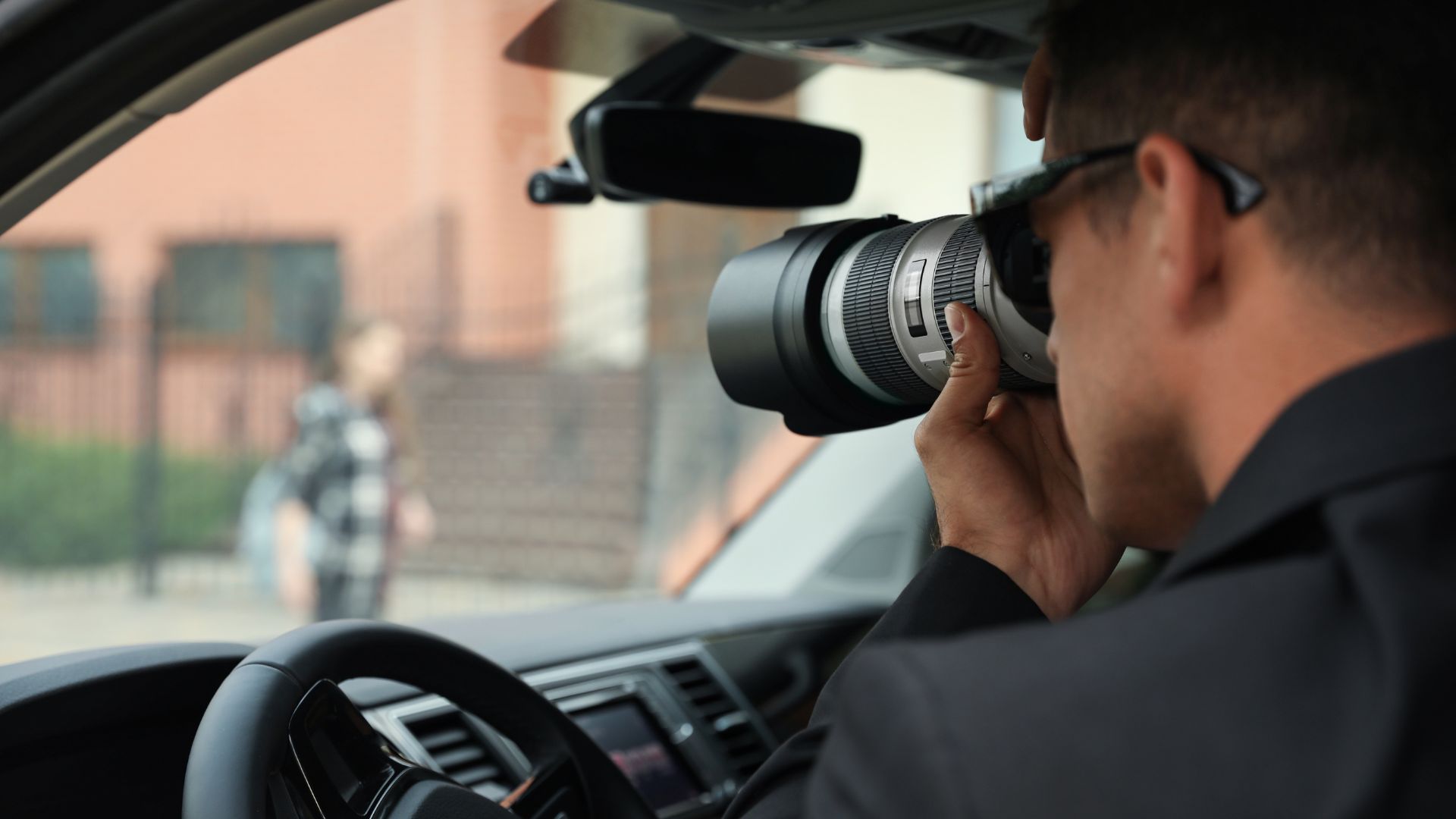 Investigații: documentare, monitorizare, supraveghere